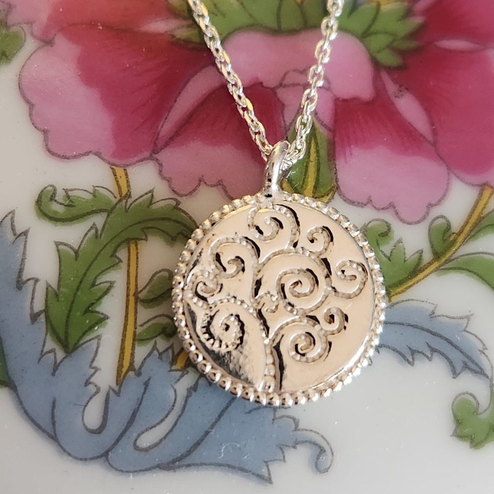 925 sterling silver tree of life necklace